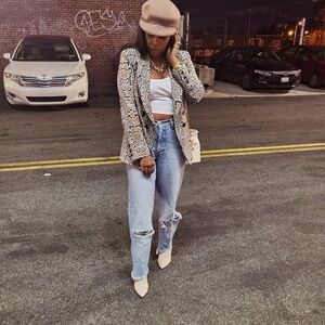 CAbi Women's career business double breasted snake print blazer jacket Sz 8